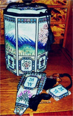Japanese Octagon Box (CHAT 055)
